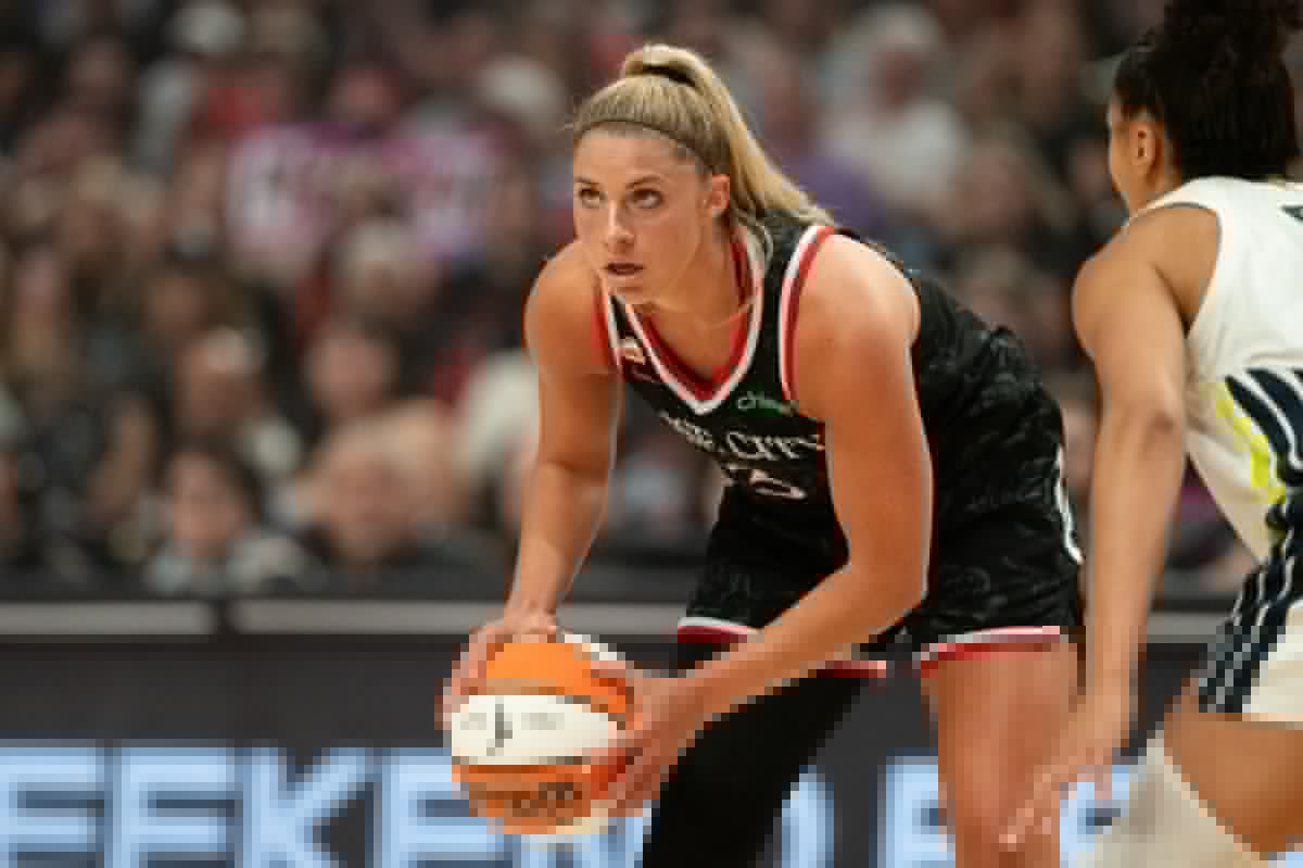 Portland Fire's Sarah Ashlee Barker Suffers Season-Ending ACL Tear