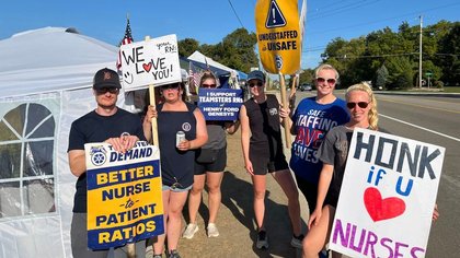 Henry Ford Genesys Hospital nurses remain determined as strike enters second month