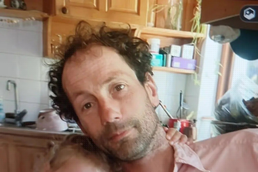 Homem de 47 anos desaparece ao sair para praticar escalada, e corpo é encontrado no País de Gales