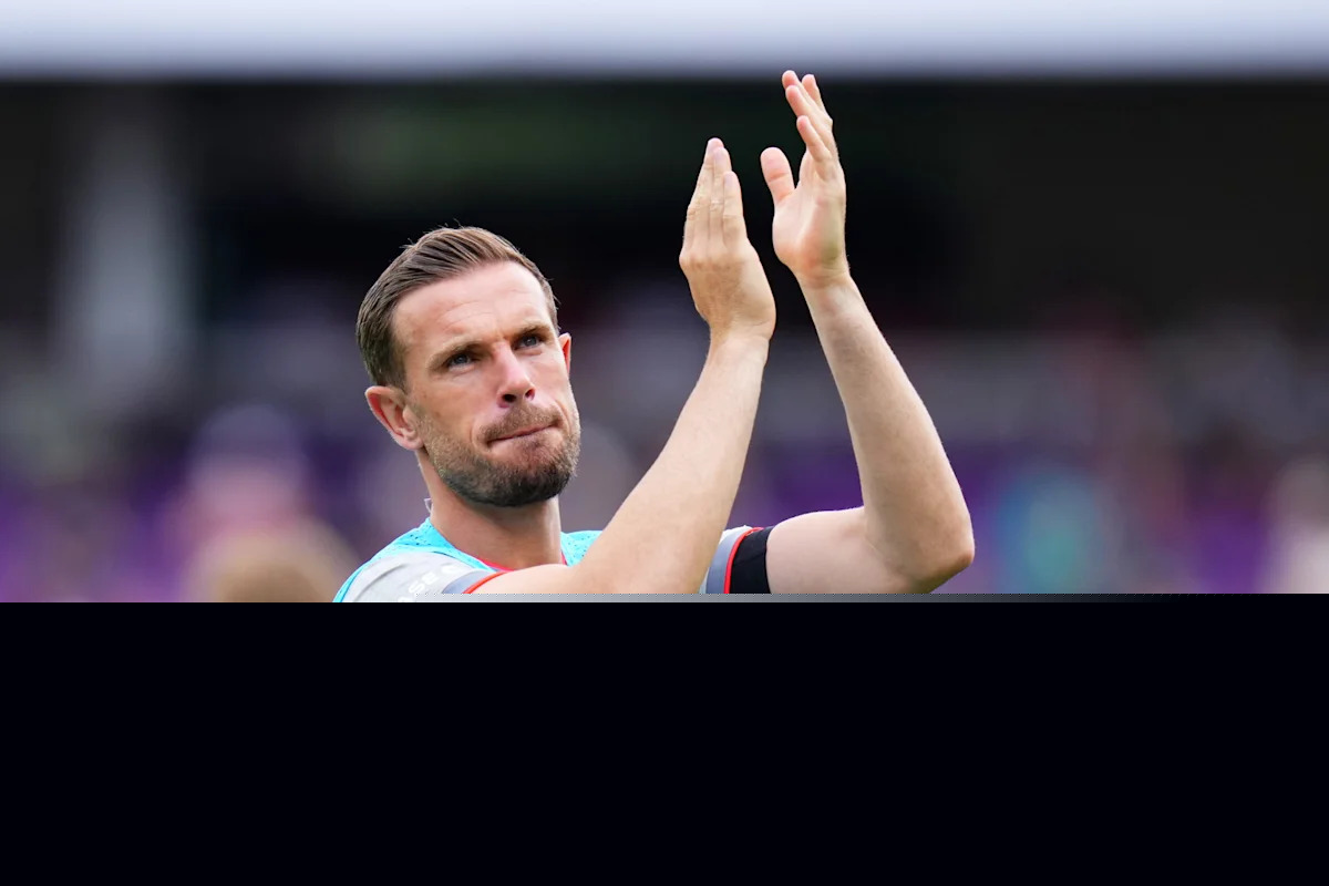 Chelsea sign Henderson on two-year contract