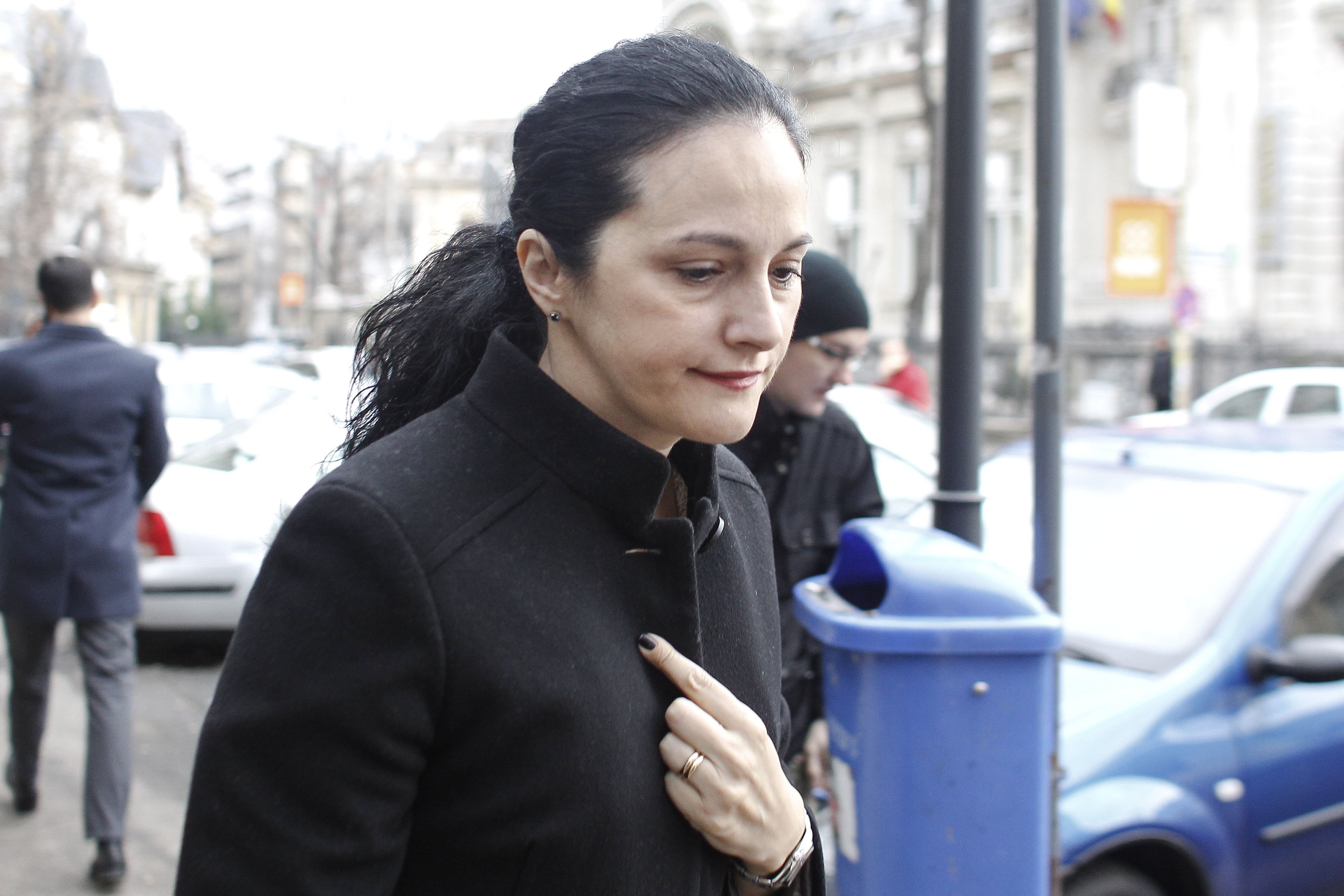 Curtea de Apel București a retras mandatul de arestare a fostei șefe DIICOT Alina Bica