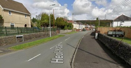 Men armed themselves with hatchet, baseball bat and bar