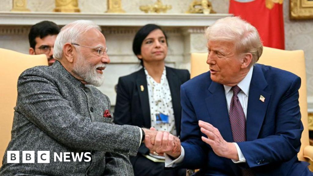 Trump reiterates India to cut Russian oil after call Modi