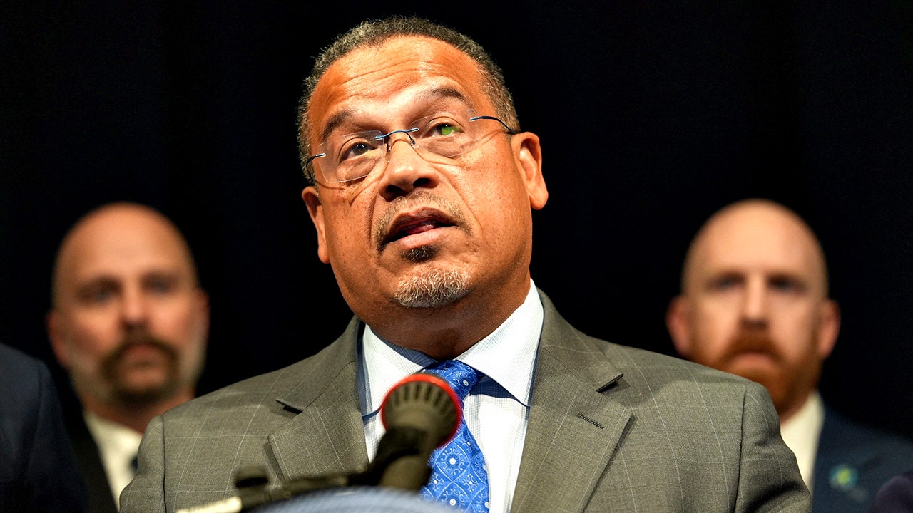 Ellison brags to DNC activists how many times he has sued the Trump admin: 'You can count on me'