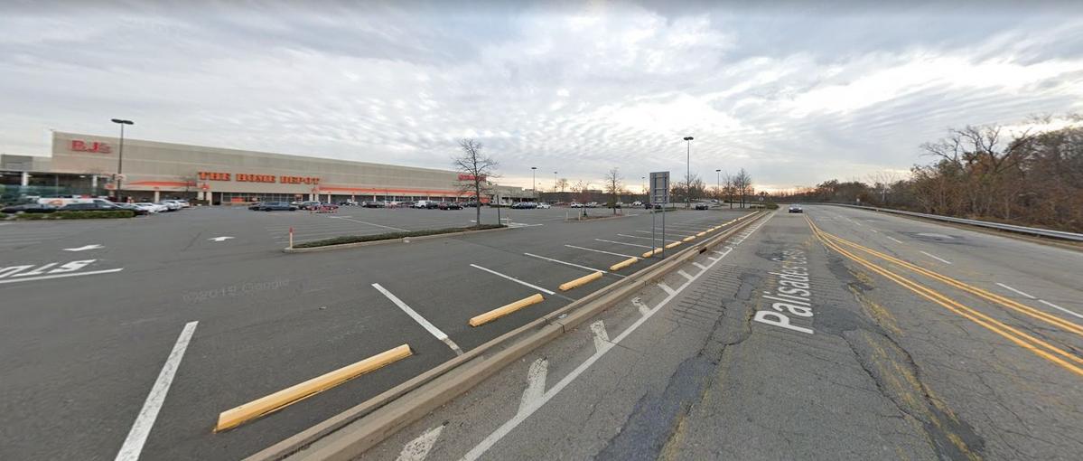 Hudson Valley Man Dies Helping Teen After Drunk Crash At Mall
