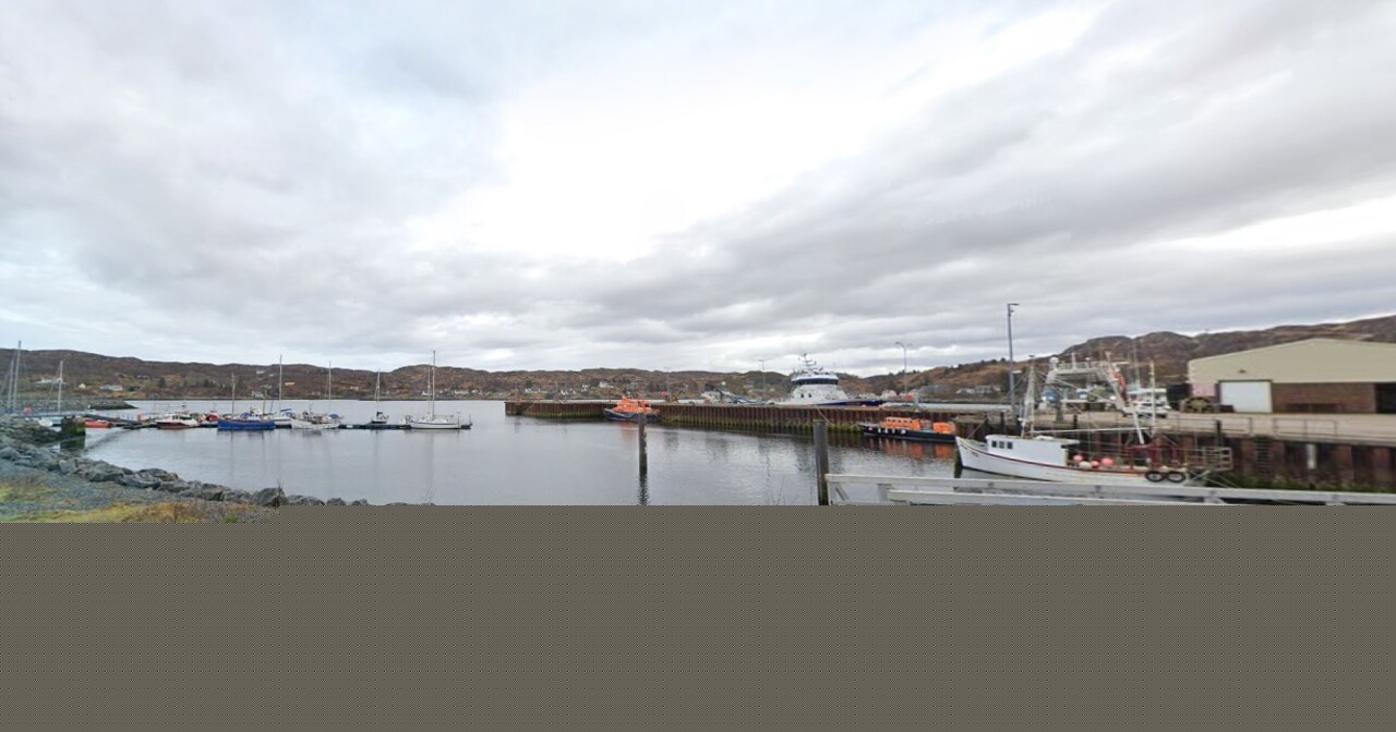 Vessel sinks in Highland harbour sparking council investigation