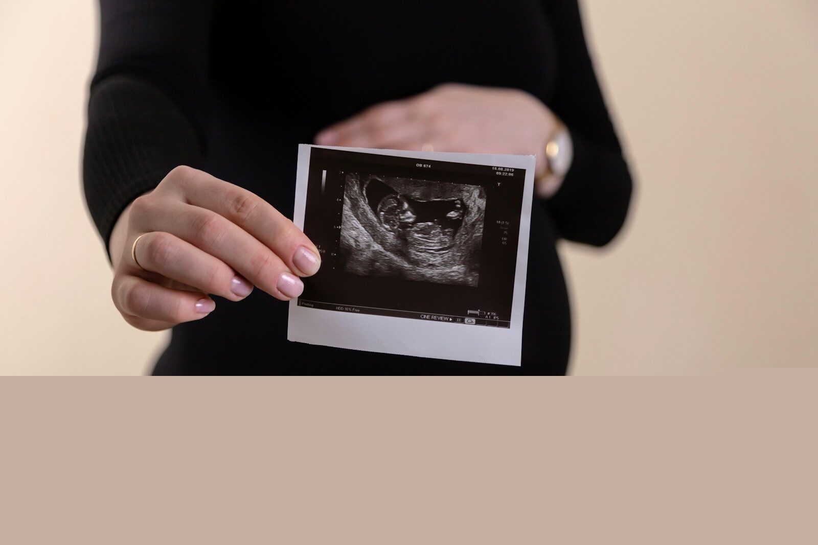 A mix of air pollutants in early pregnancy linked to risk of premature birth
