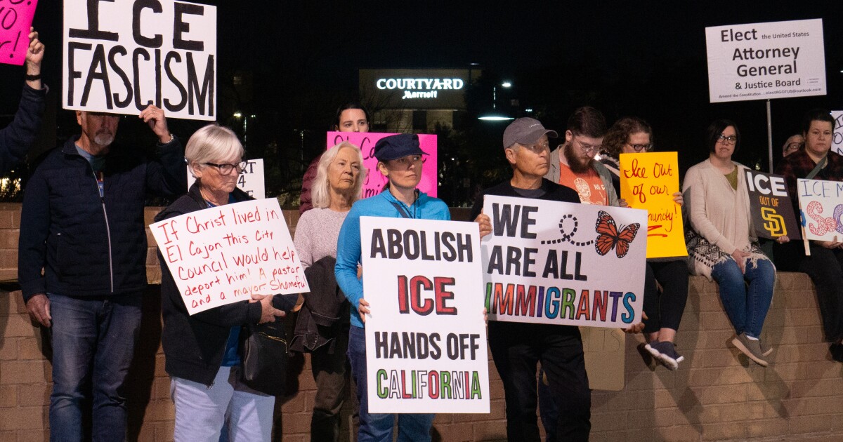 El Cajon residents call on city council to walk back immigration resolution