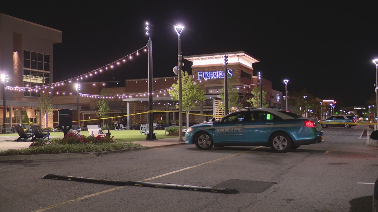 2 shot in Woodbridge; suspect at large
