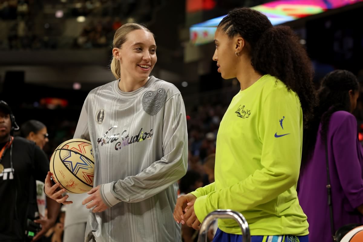Paige Bueckers Reveals Why She's Jealous of Azzi Fudd
