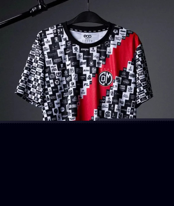 😱 Peru fourth-tier club unveils shirt with a THOUSAND sponsors