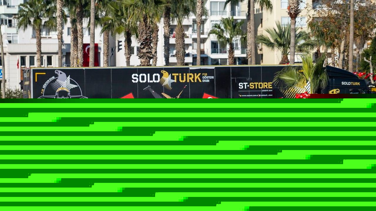 SOLOTÜRK Mersinlileri Büyüledi 2025 Resimleri