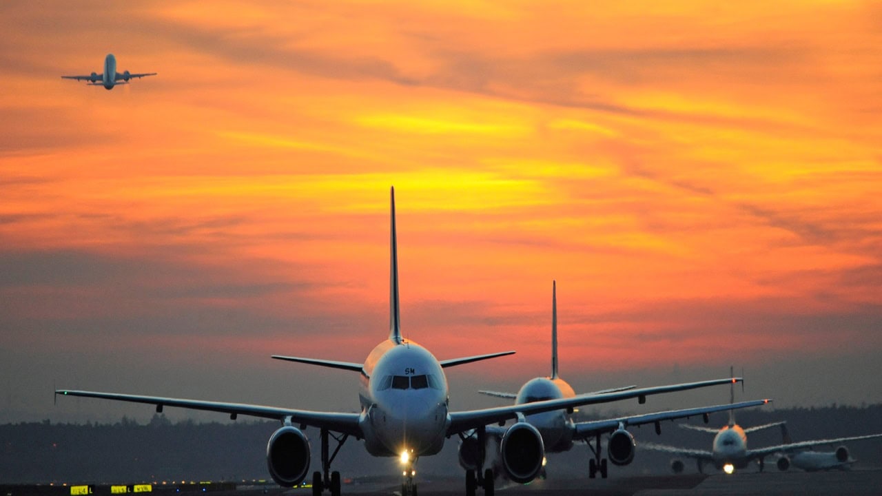 US-Iran War Pushes Air Travel Costs Higher, Fares Rise 35%