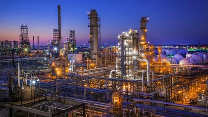 30,000 refinery workers face contract expiration amid growing working class struggle
