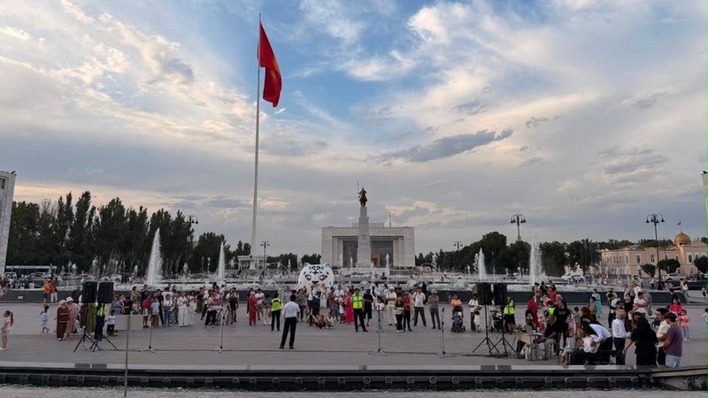 Musical evening held at Ala-Too Square in Bishkek