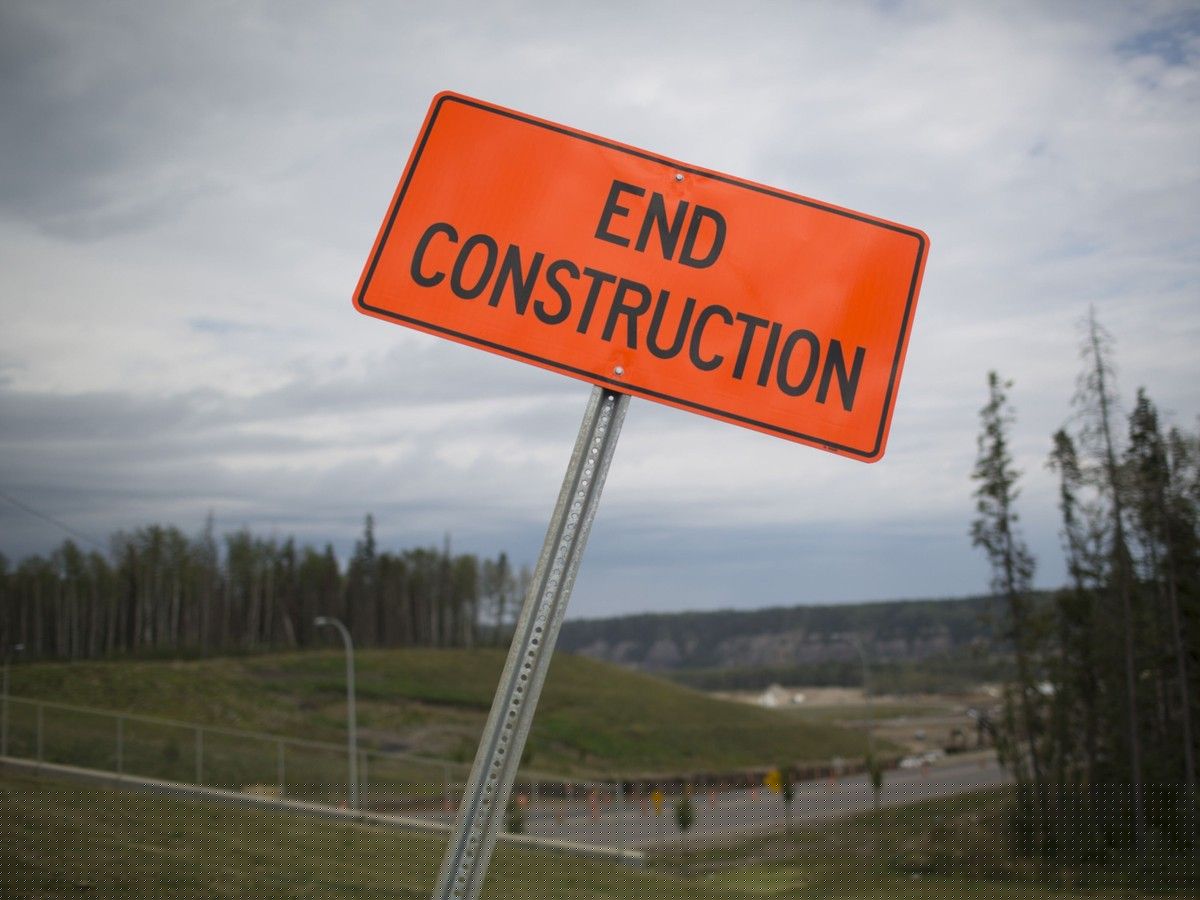 Extreme weather prompts $10 million road paving program in Fort McMurray