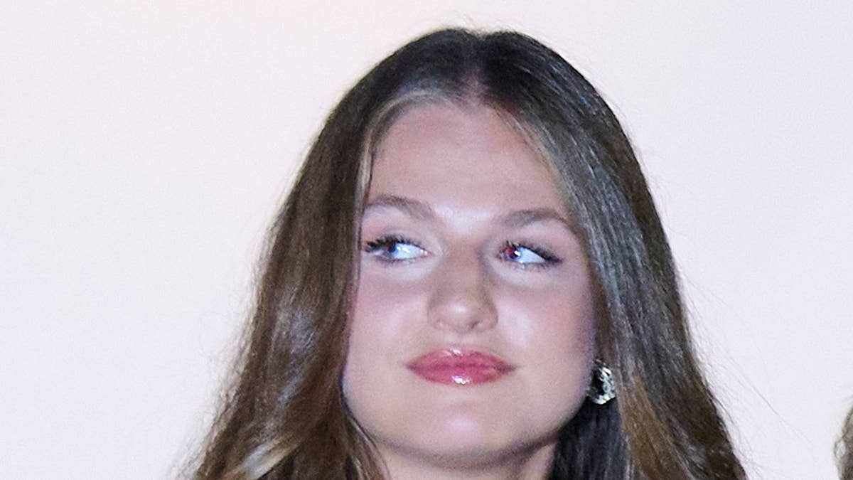 Princess Leonor steals the spotlight in stunning dress during rare family dinner