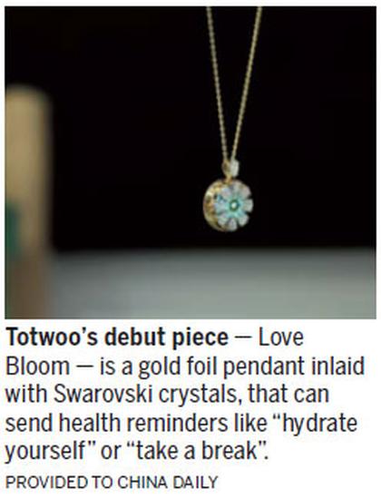 Smart jewelry: Did your necklace just say something?