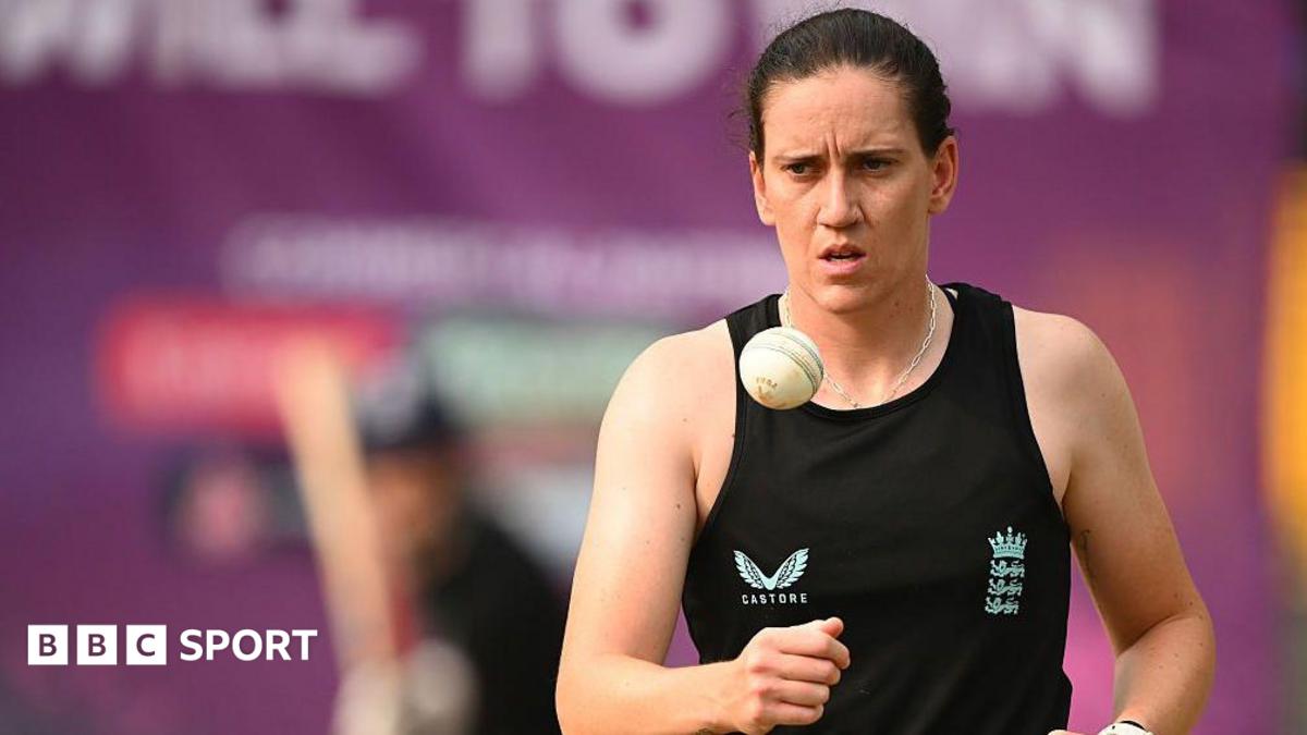 Ambitious Yorkshire strengthen with Arlott signing
