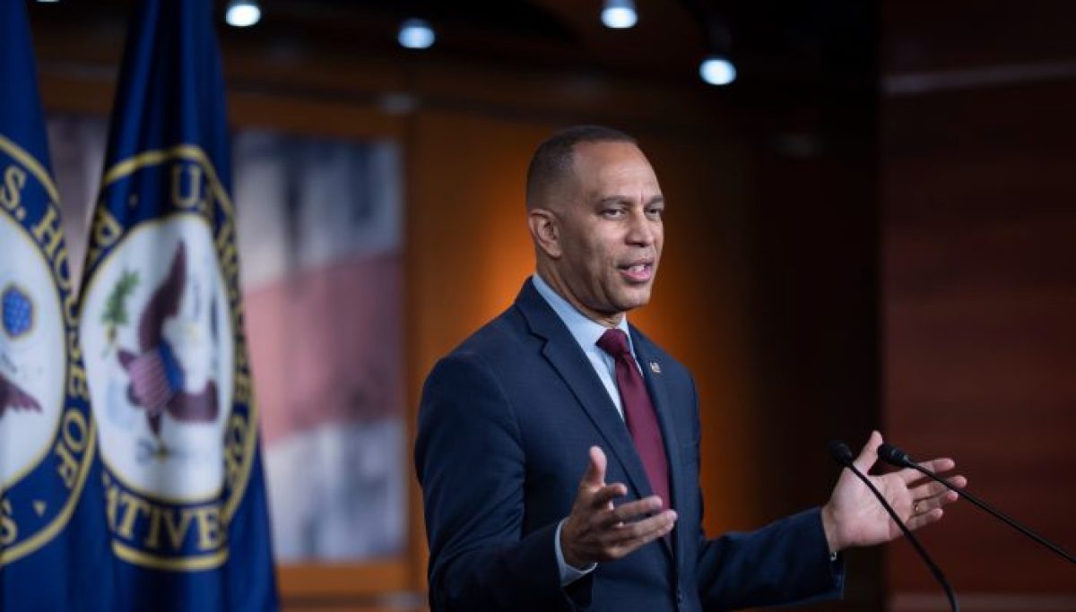 Jeffries promises to reverse Medicaid cuts if Democrats take the House