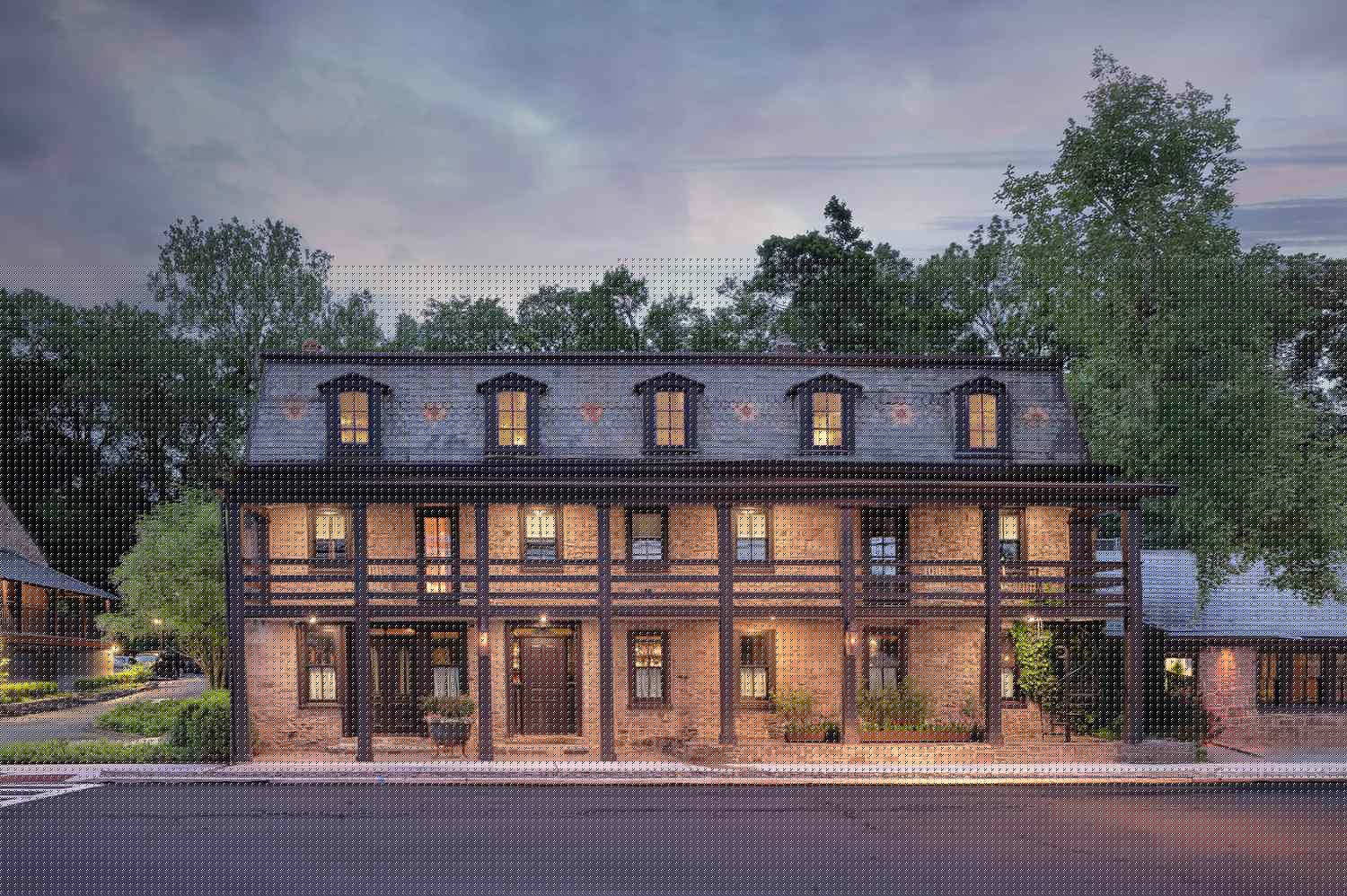 This 300-year-old Inn Has Just 9 Rooms and a Fantastic Restaurant—and It's a 90-minute Drive From NYC