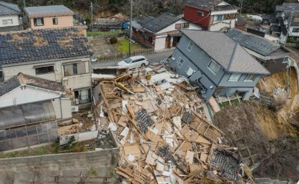 Más de 100 réplicas sacudieron Japón tras el potente terremoto que dejó 18 muertos