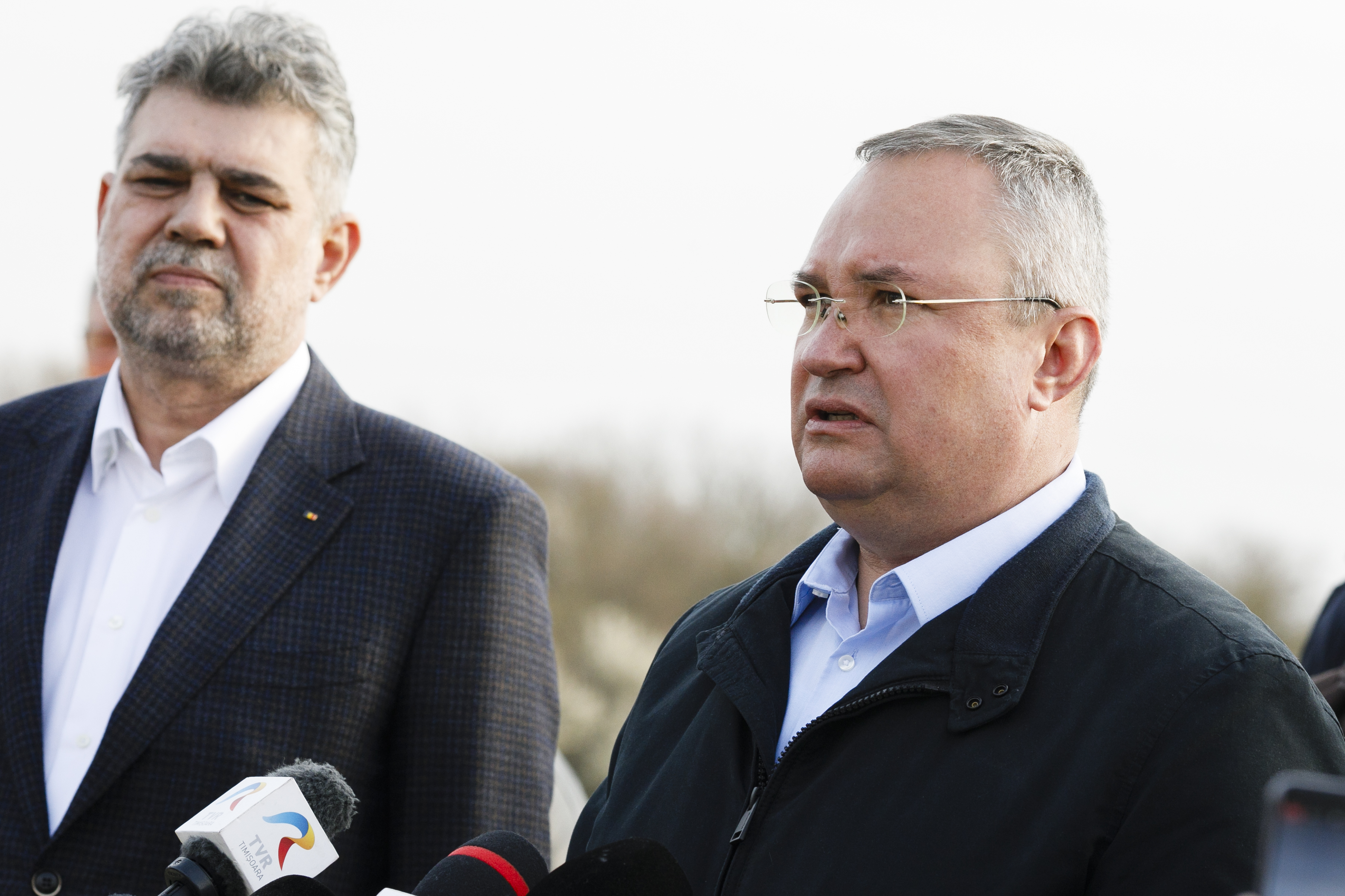 EximBank spune că deciziile privind finanțarea unor companii cu probleme financiare au aparținut Guvernului /  În guvernările Ciucă și Ciolacu, banca a acordat credite neperformante de miliarde de lei