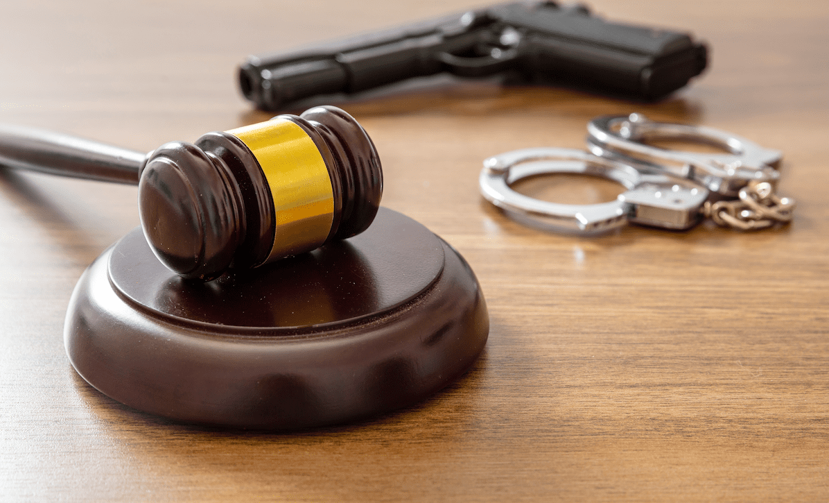 St. Thomas Man Arrested After Search Turns Up Guns, Drugs and Cash