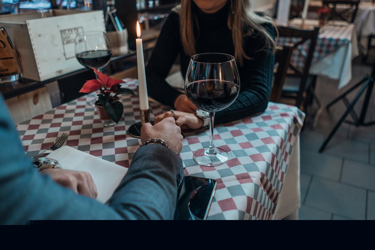 Montana Ranks Near the Top for Age-Gap Dating