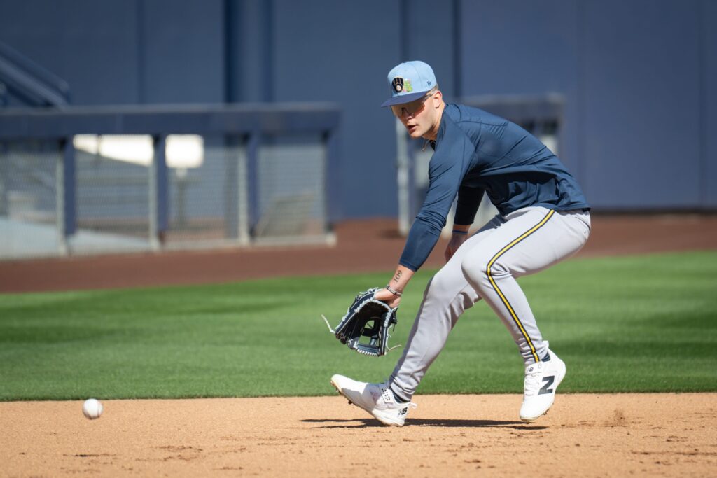 Brewers Place Cooper Pratt On 10-Day IL