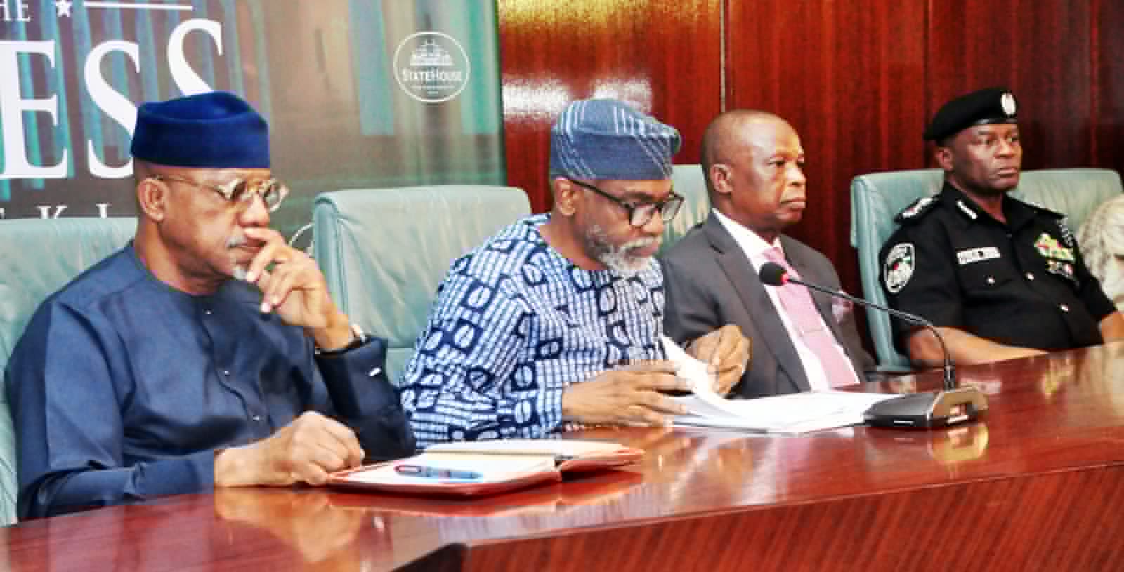 Nigerian Government Begins Consultations on National Policing