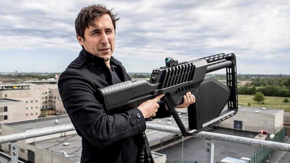DroneShield chief executive Oleg Vornik lashes critics after $50m share sale