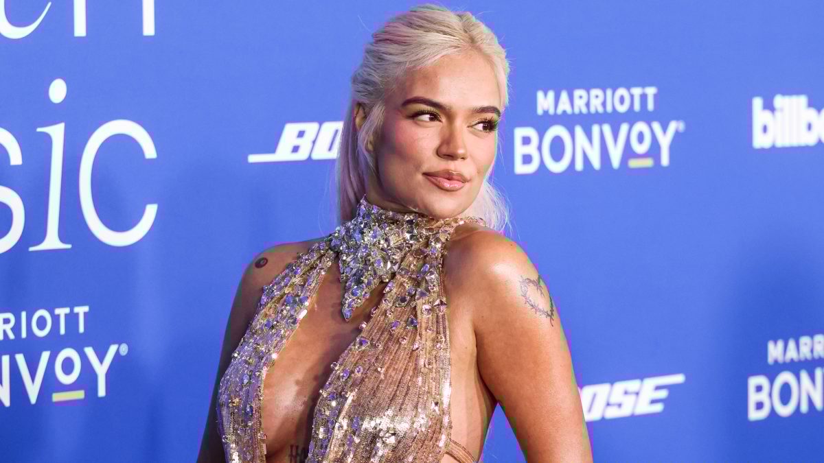 Karol G Drops New Introspective Album No Me Arrepiento de Sentir Tanto