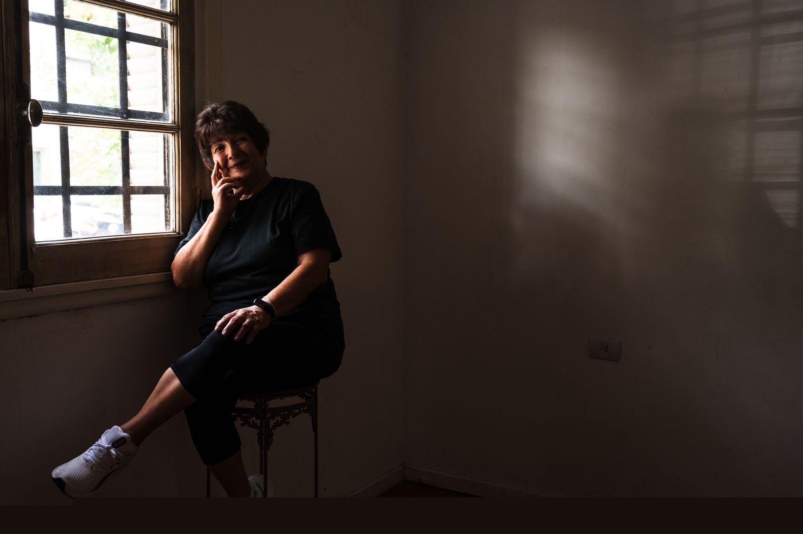 The National Institute of Mental Health keeps reward and low mood in separate research domains, and people who can’t simply decide to feel better aren’t lacking willpower or gratitude, they’re dealing with a symptom that responds more slowly than sadness
