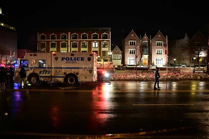 Driver accused of ramming car into Brooklyn’s Chabad Lubavitch World Headquarters charged with hate crime