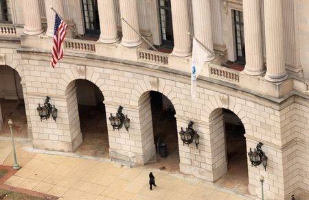 EPA cannot block billions in climate grants, US appeals court rules