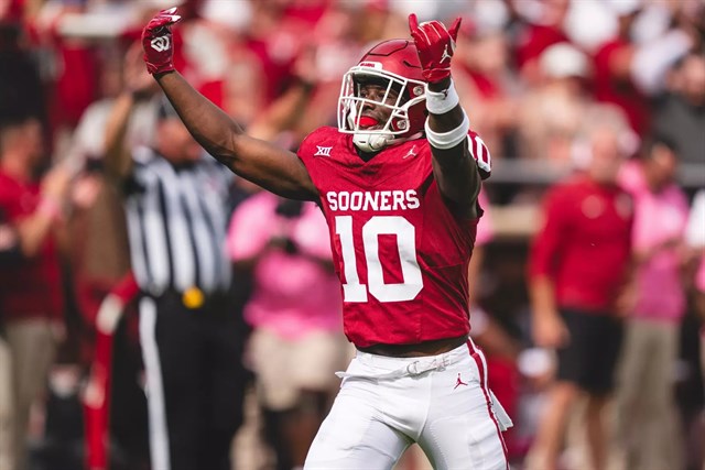 ONES TO WATCH: ET standouts Fite, Lewis named to Nagurski Watch List