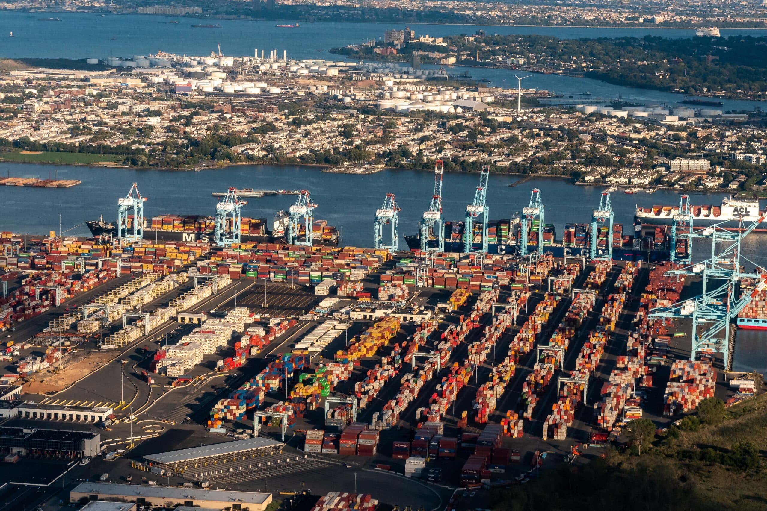 US Ports Get Graded on Protecting Public Health
