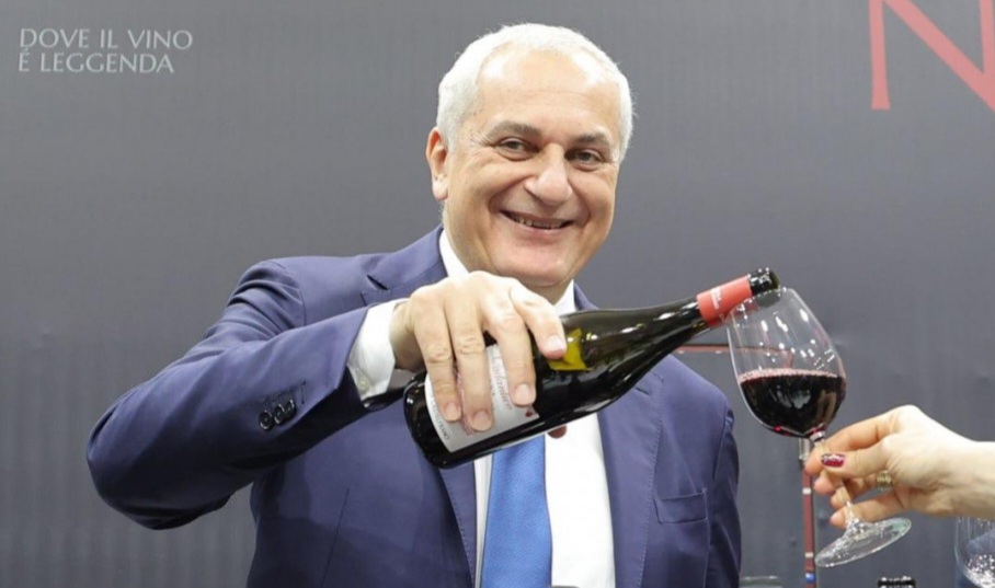Nicola Caputo si dimette: “Lascio l’assessorato all’Agricoltura”