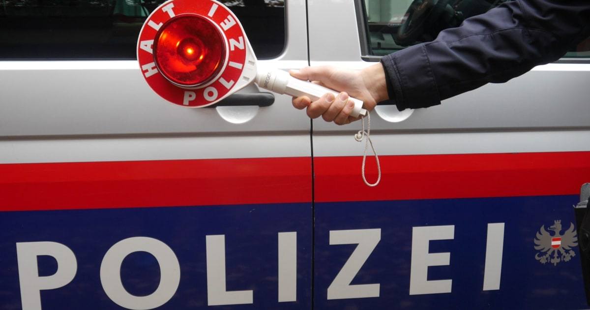Ohne Führerschein - Patscherter Pkw-Dieb baute betrunken einen Unfall