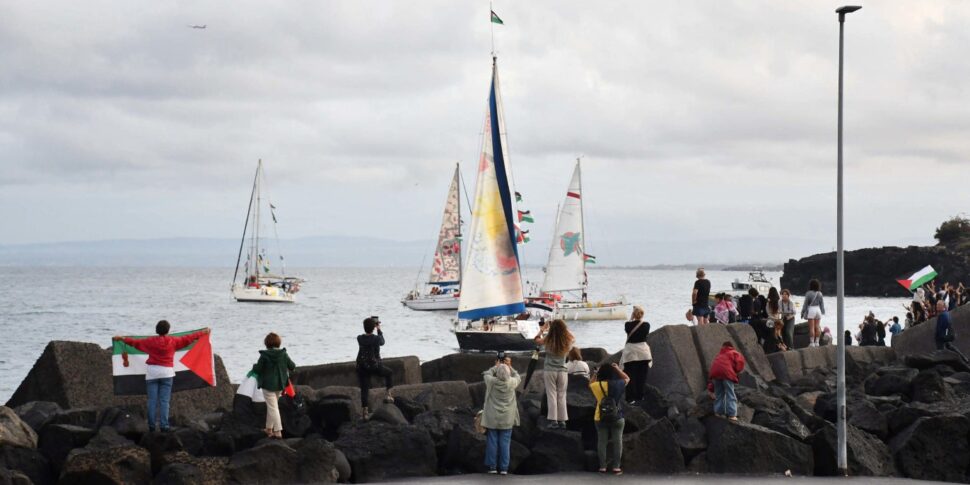 Flotilla, Bonelli: "Aprire corridoi umanitari permanenti". Gasparri: "Pretendono si scateni una guerra?"