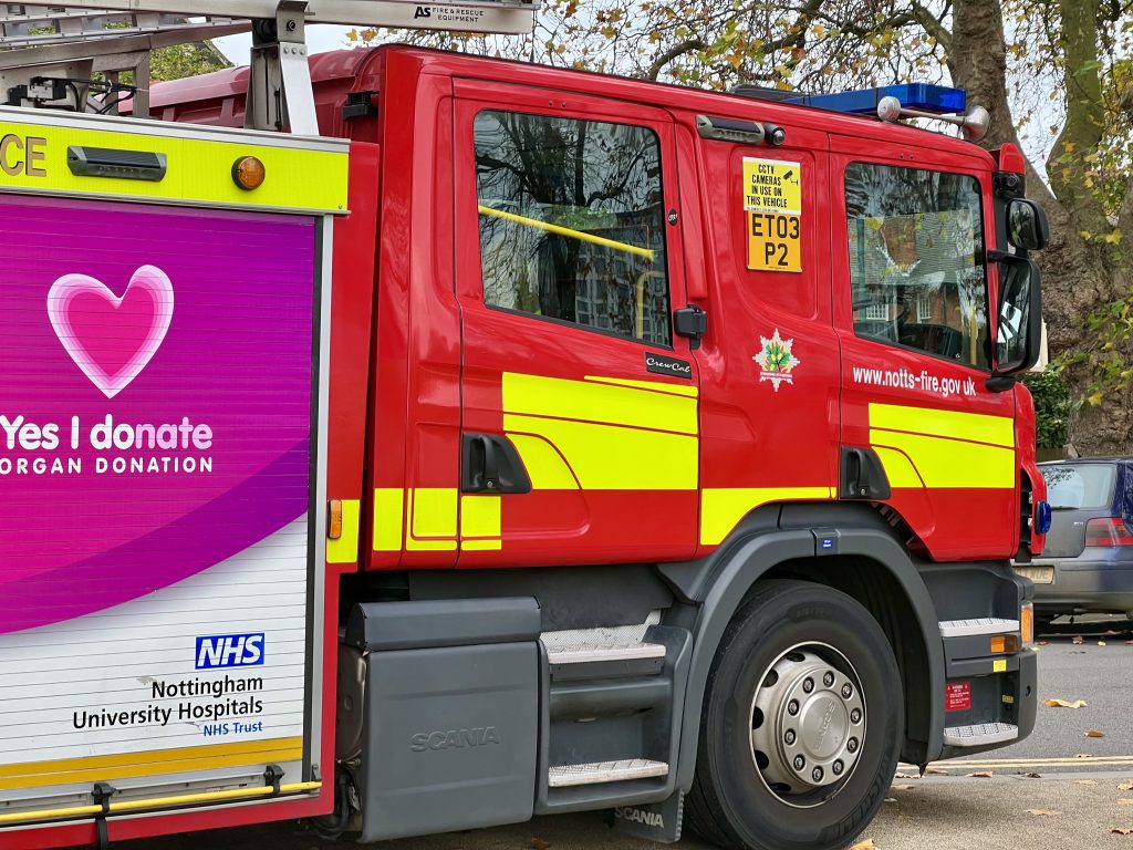 Updates: Six fire crews attend forest fire at Sherwood Pines – avoid area