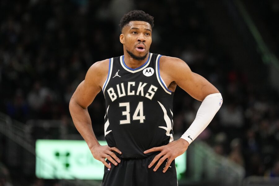 Comment on Giannis Reportedly ‘Ready For New Home’; Bucks Listening To Offers by MogaBalls