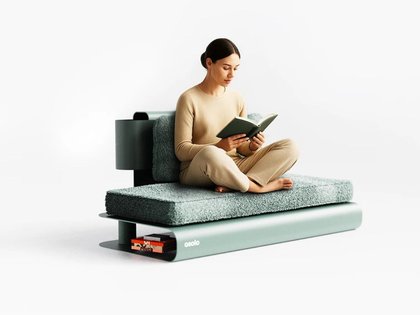 This Mindful Seating Platform Turns Sitting Into a Ritual of Stillness and Connection