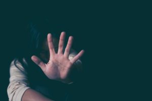 Tribunais de Contas apontam má governança na rede de proteção à mulher