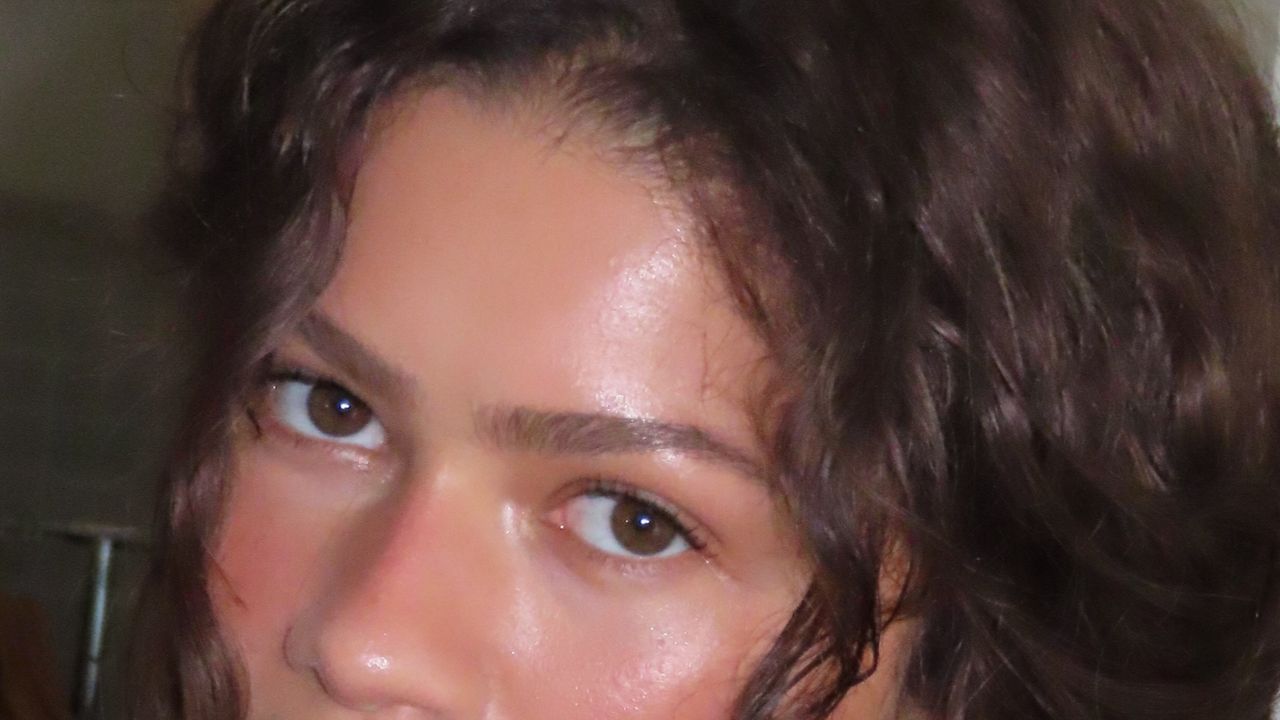 How To Apply Cream Blush So It Looks Phenomenal