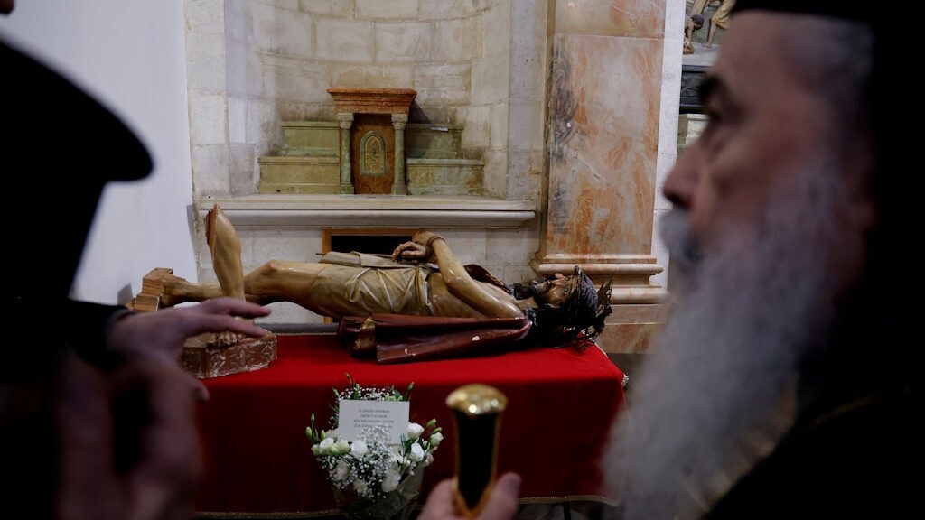 Zionists putting Christians under siege in Jerusalem