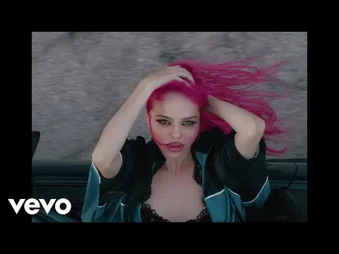 ADÉLA – Ain’t In LA (Song, Music Video)