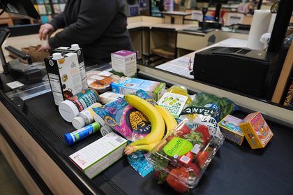 What will happen to SNAP if government shuts down in 2 days?