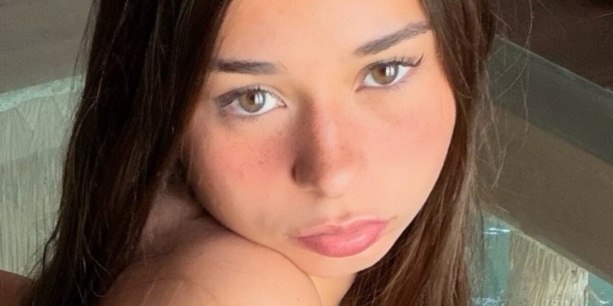 Sophie Rain Walking In String Bikini And Heels ‘Definitely A Virgin’
